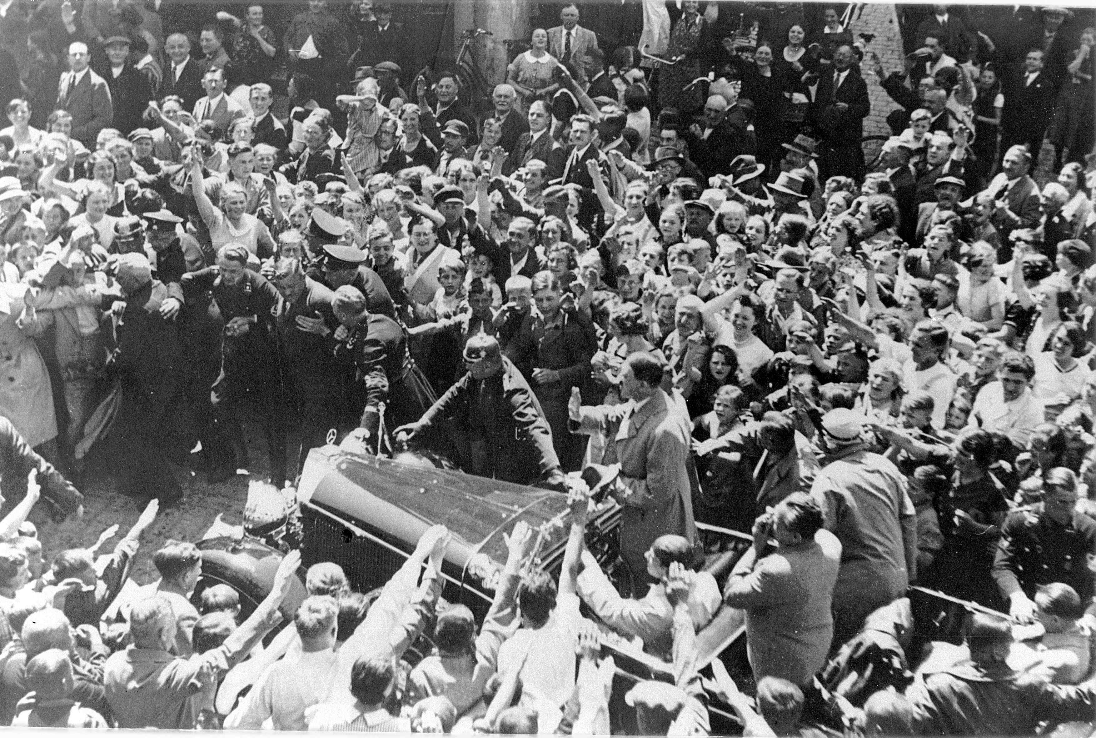 007 Adolf Hitler in Neumarkt